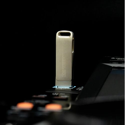 DJTT Chroma USB Drive for DJs