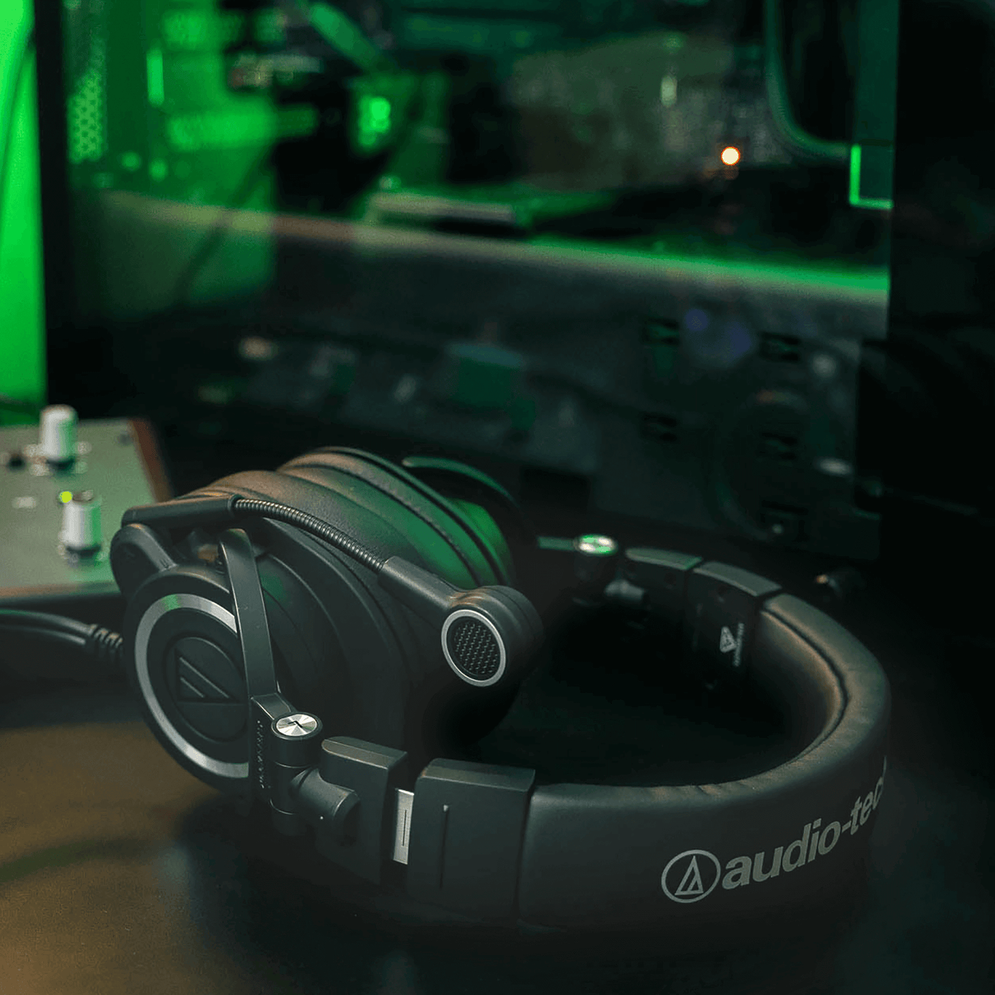 Audio-Technica ATH-M50xSTS StreamSet