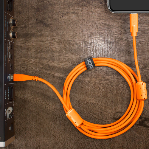 U96001 - UDG Ultimate Audio Cable USB 2.0 C-B Straight 1.5