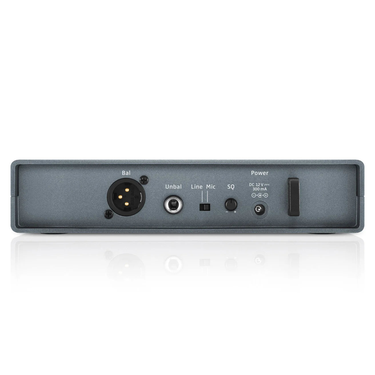 Sennheiser XSW 1-825-B UHF Vocal Set with e825 Dynamic Microphone (B: 614-638 MHz)