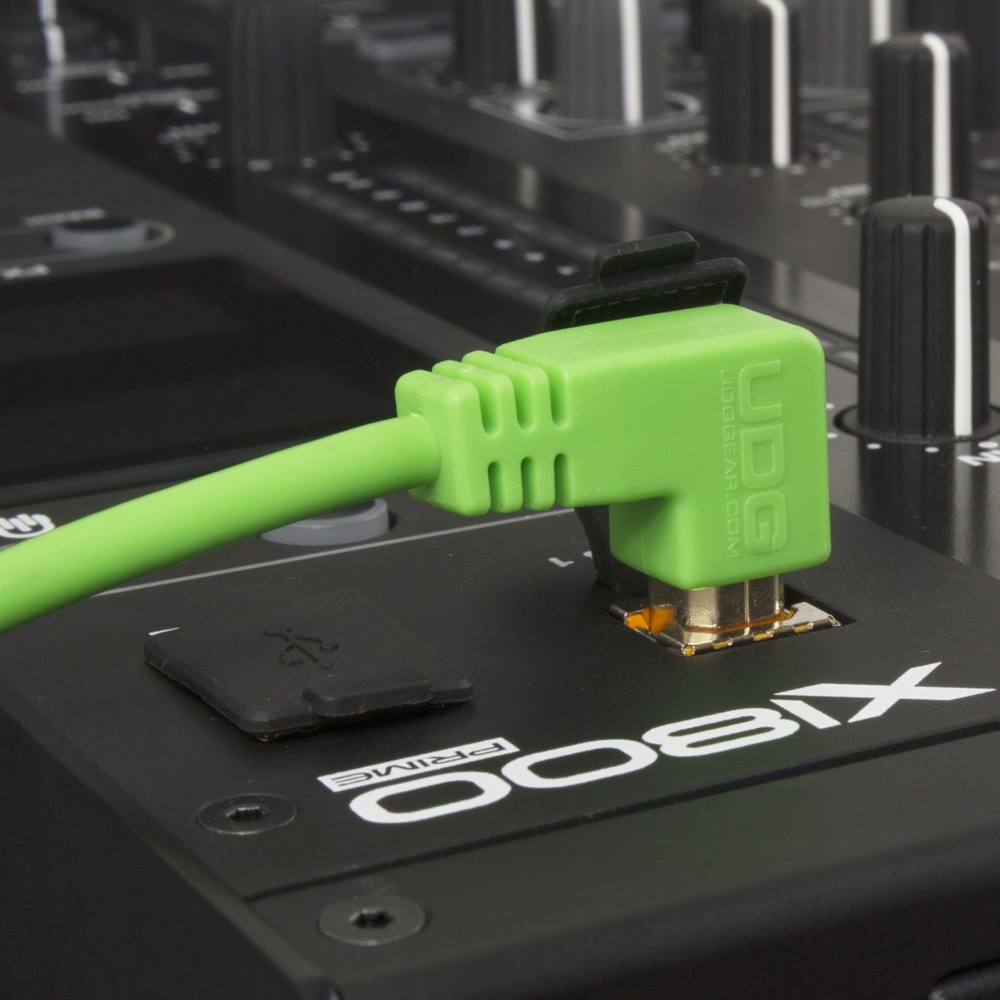 U95005GR - UDG Ultimate Audio Cable USB 2.0 A-B Green Angled 2m