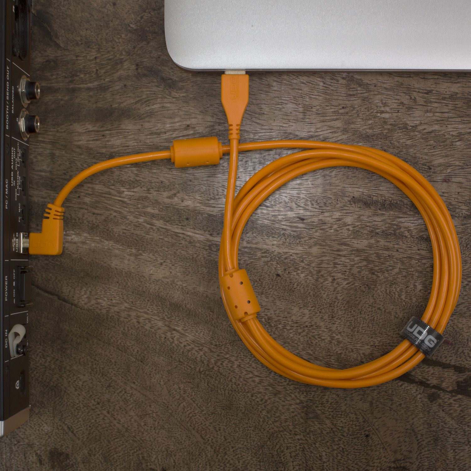 UDG Ultimate Audio Cable USB 2.0 A-B Orange Angled 2m