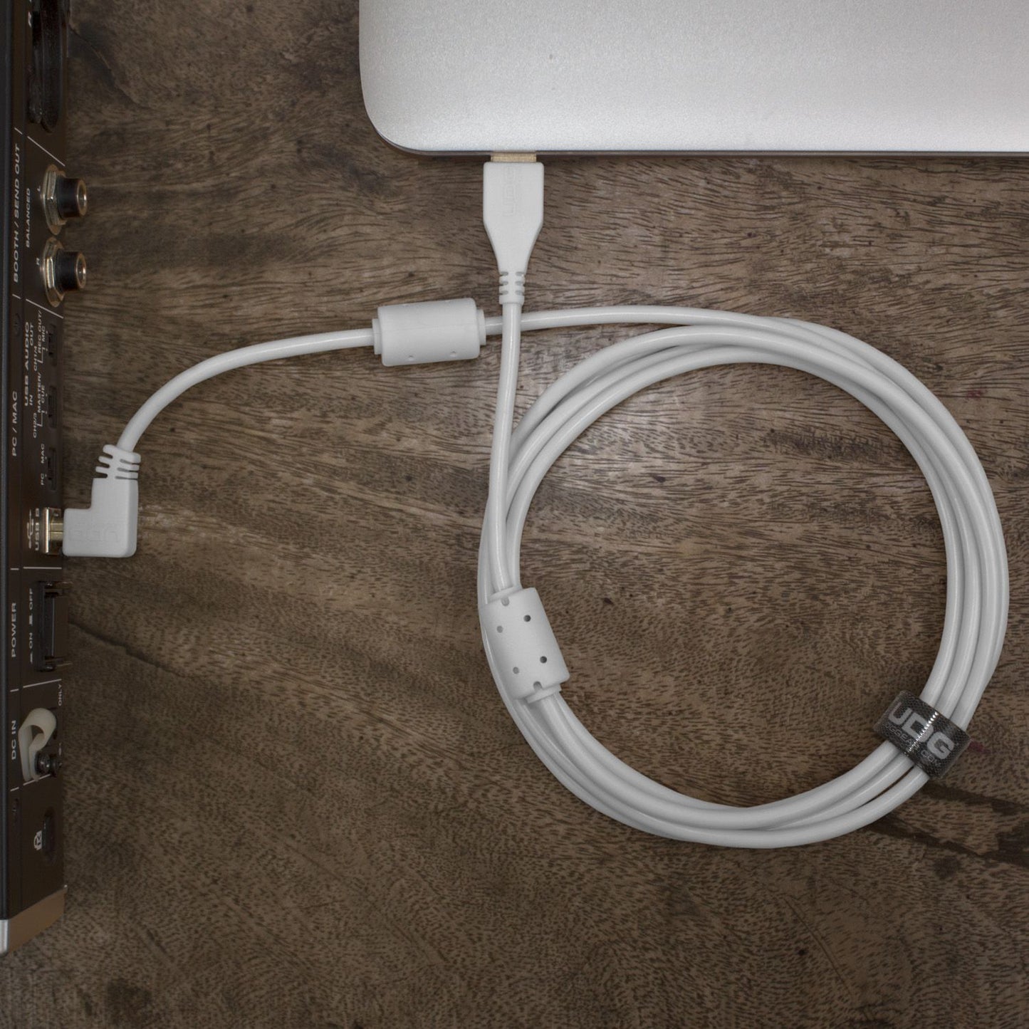U95005WH - UDG Ultimate Audio Cable USB 2.0 A-B White Angled 2m
