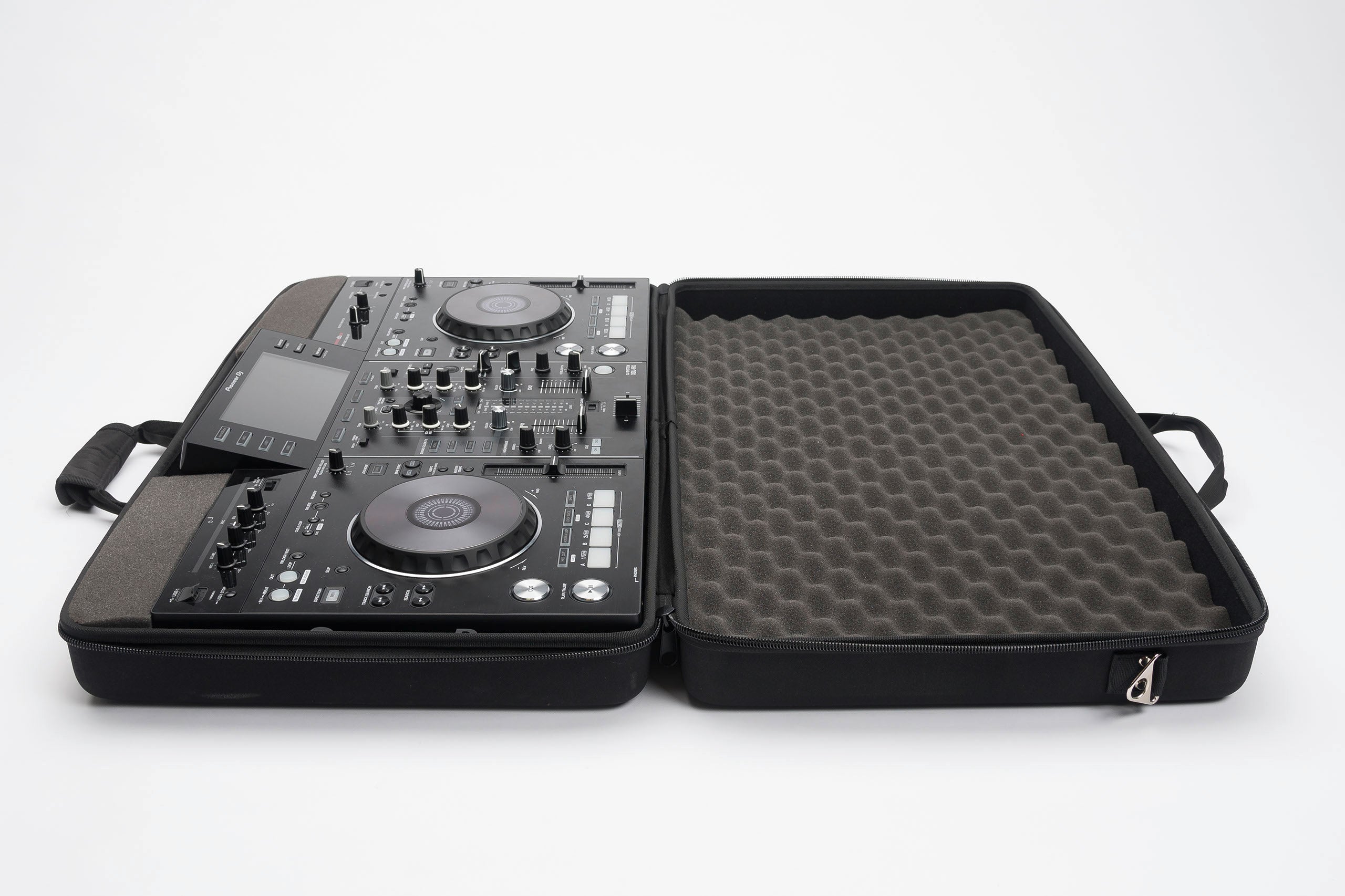 MAGMA CTRL Case for Pioneer DJ XDJ-RX3/ RX2 (48036)